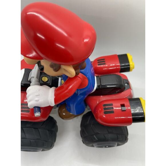 Carrera RC Nintendo Mario Kart 8 Super Mario Bros - Picture 6 of 9
